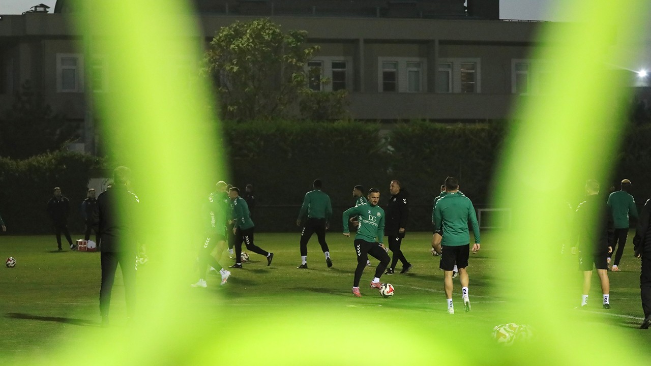 Konyaspor’da Karagümrük mesaisi