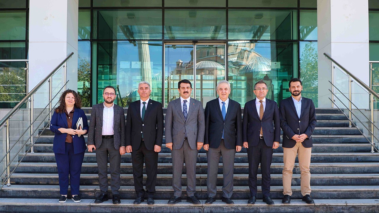 KTO Karatay’dan Karapınar’a eğitim desteği