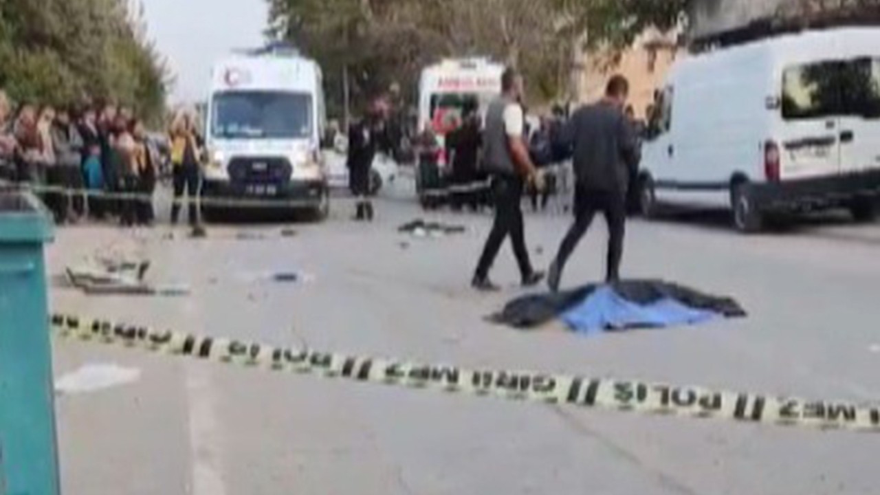 Otomobilin çarptığı 5 yaşındaki çocuk hayatını kaybetti