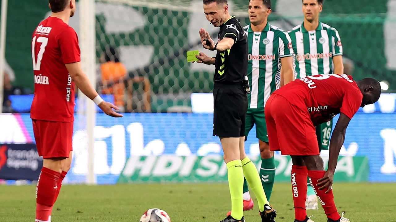 Karagümrük - Konyaspor maçını yönetecek hakemin karnesi nasıl?