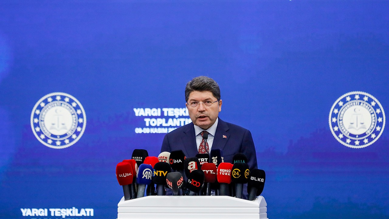 Adalet Bakanı Tunç: Kocaeli'deki yangınla ilgili 3 savcı görevlendirildi