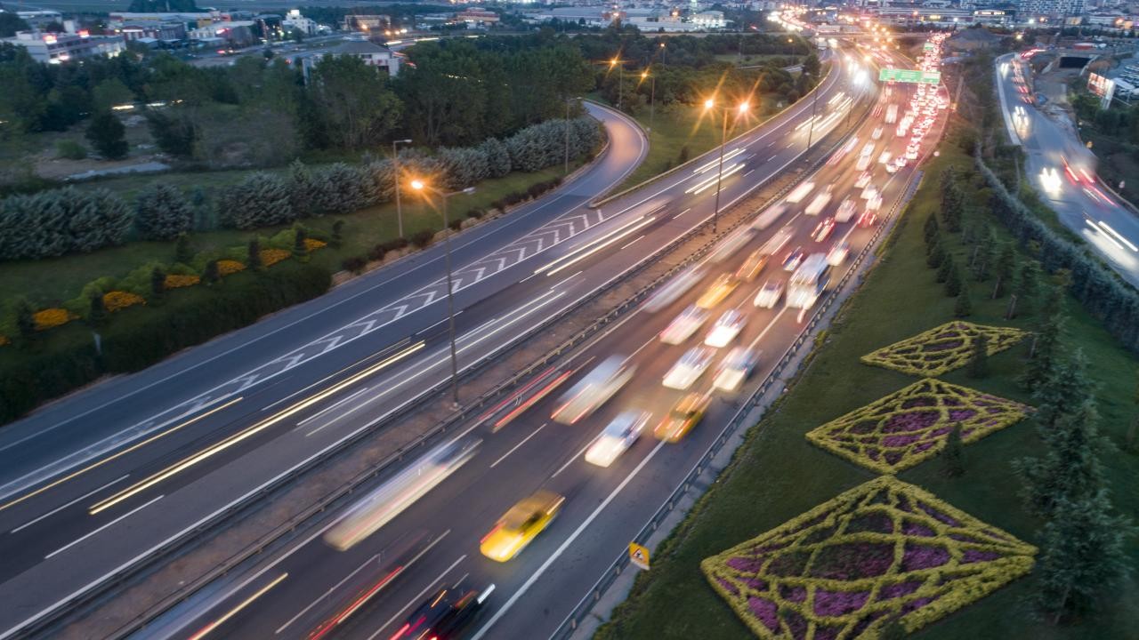 Dev projelerle Türkiye'nin ulaşım ağı genişliyor