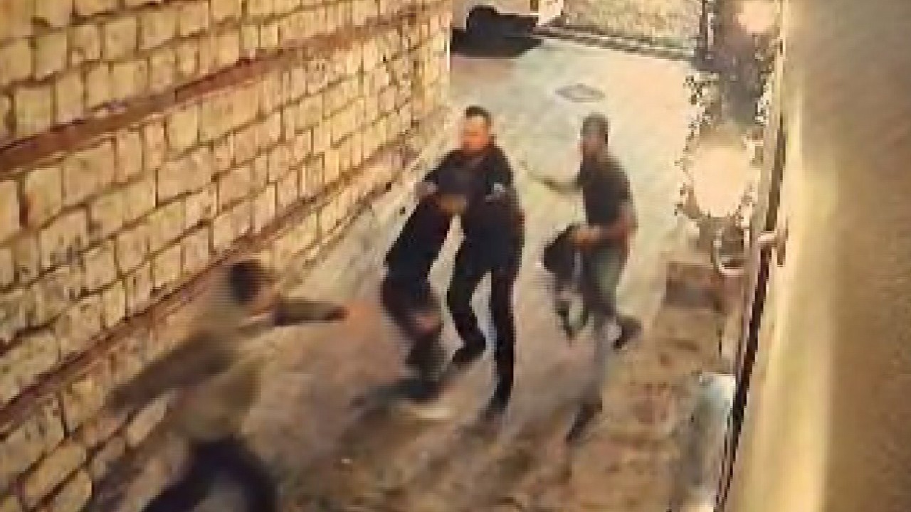 2 hafta sonra düğünü olan Tahsin, 'otel önünde içki içmeyin' diye uyardı, bıçaklanarak öldürüldü