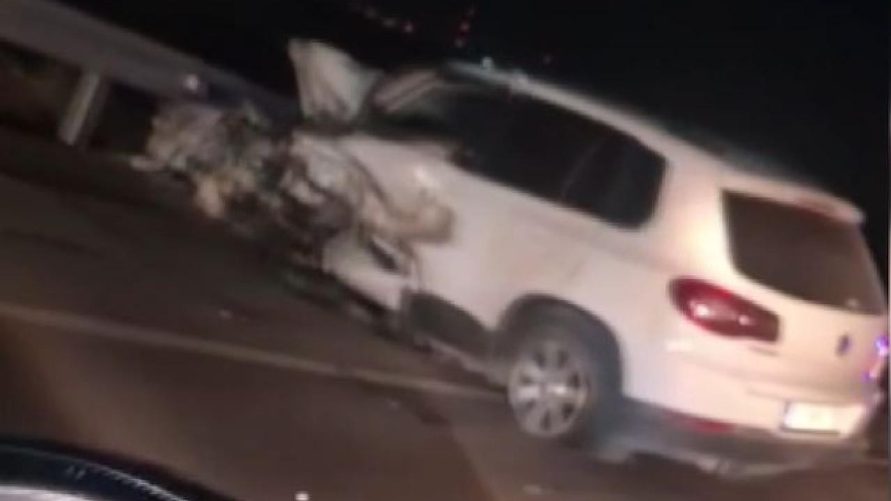 İki otomobil kafa kafaya çarpıştı: 4 ölü, 3 yaralı