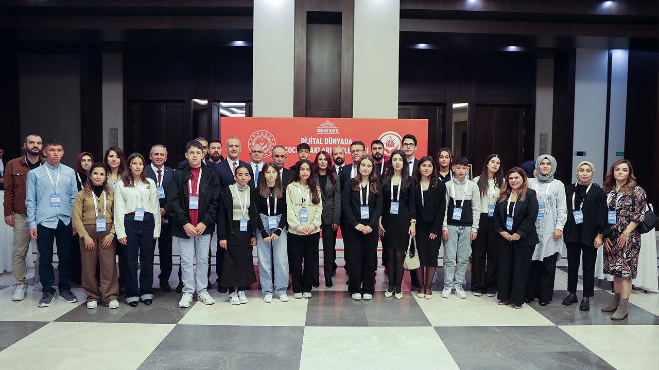 Konya'da "26. Ulusal Çocuk Forumu" başladı