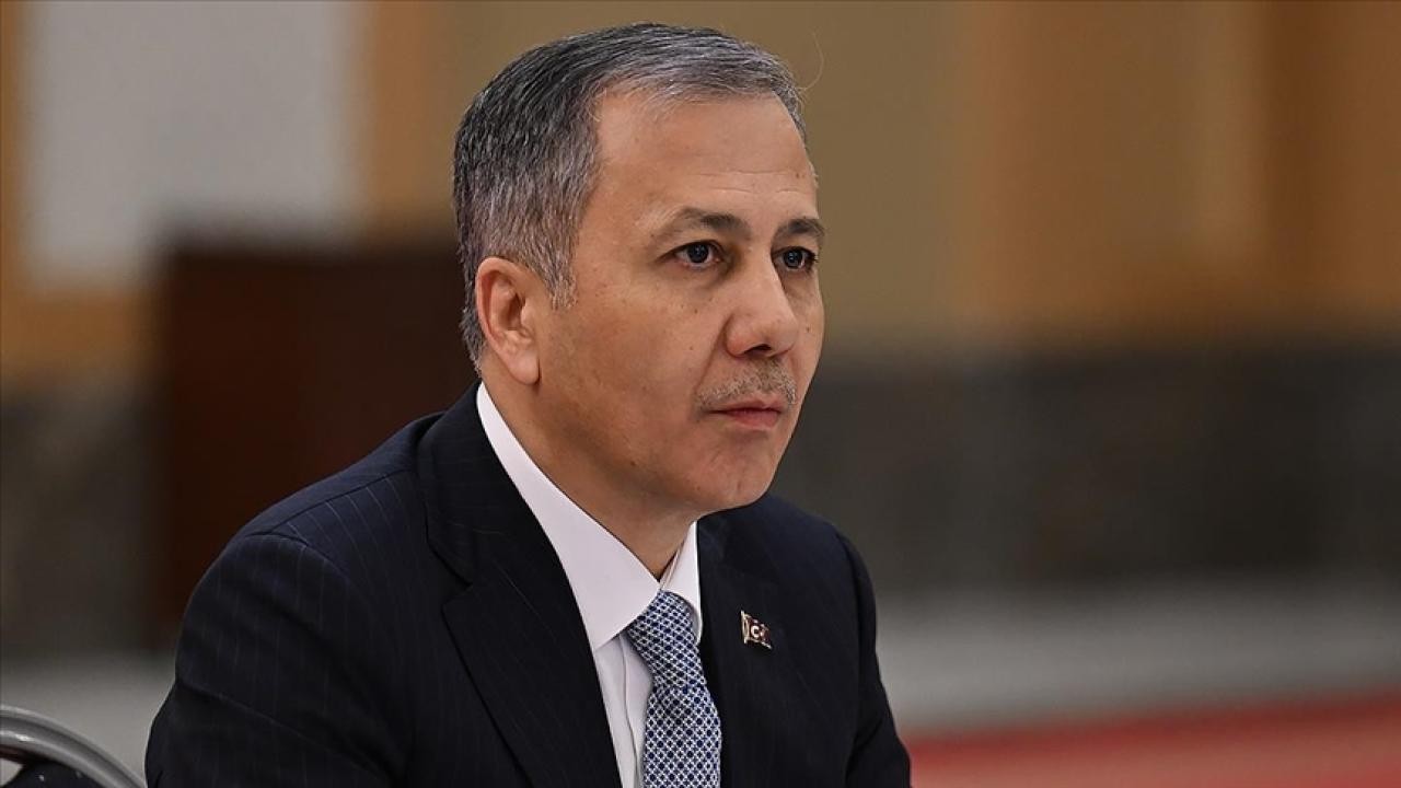 Bakan Yerlikaya: Askeri uçağın enkazına ulaşıldı