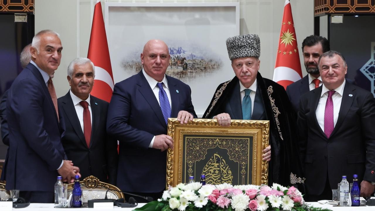 Cumhurbaşkanı Erdoğan: Ahıskalı kardeşlerimizin yanındayız