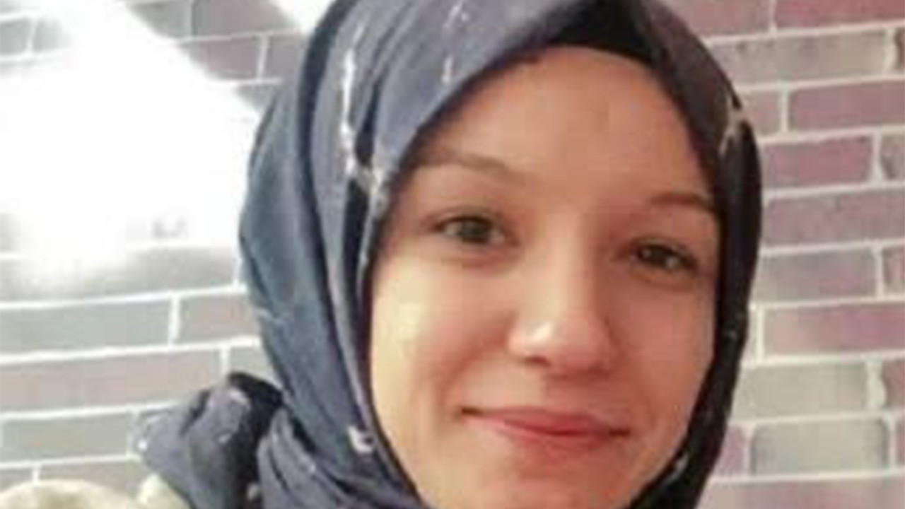 İşyerinde halı sıkma makinesine kapılan Sümeyye, hayatını kaybetti