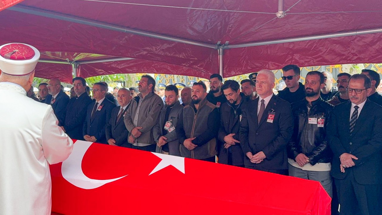 Şehit polis memuru Faruk Şahin son yolculuğuna uğurlandı