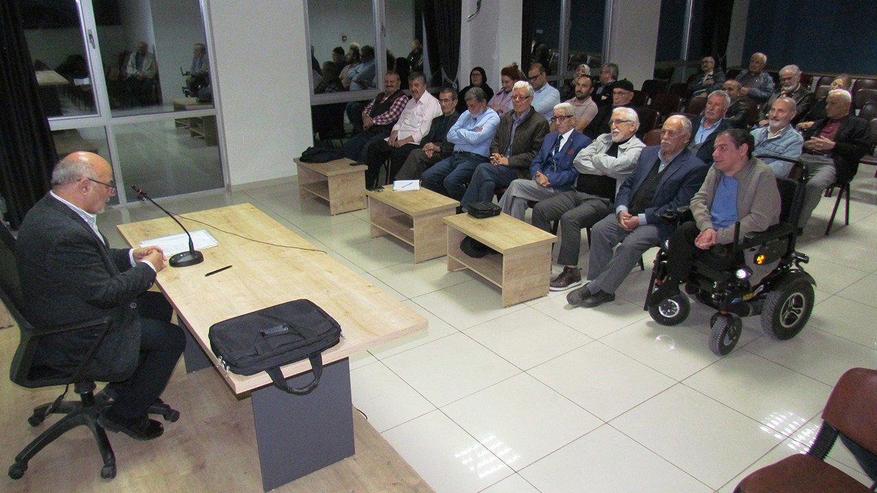 Aydınlar Ocağı’nda anlamlı buluşma: 70 yaşındaki şair Osman Uzunkaya’dan hayat dersleri