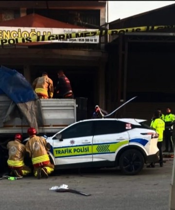 Trafik kazasında şehit olan polis memurunun kimliği belli oldu