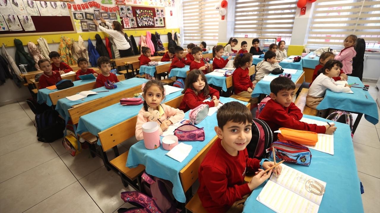 Ara tatil yarın sona eriyor