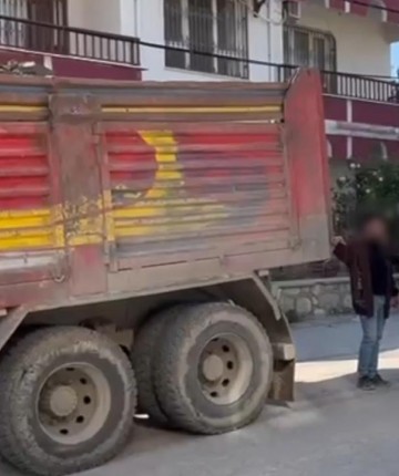 Ehliyetsiz kamyon sürücüsüne 41 bin lira ceza kesildi