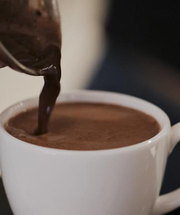 Kahve içen genç mühendis yoğun bakıma alındı