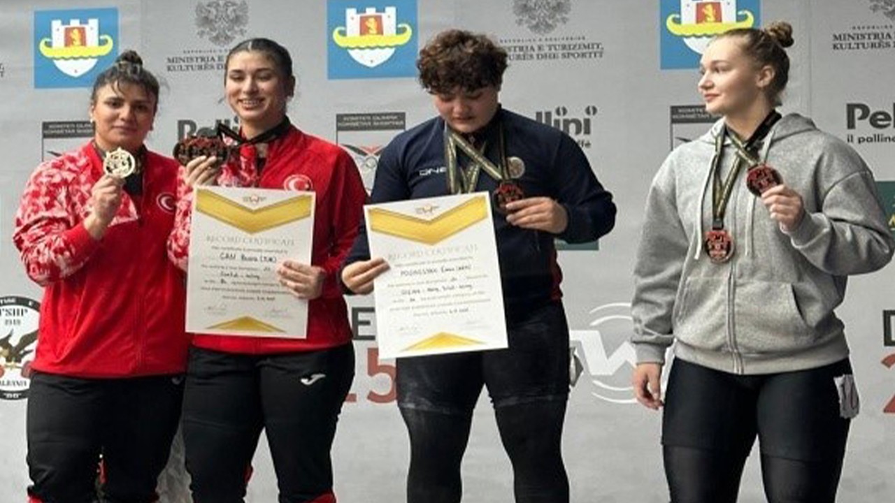 Selçuk Üniversitesi öğrencilerinden uluslararası şampiyonalarda 14 madalya