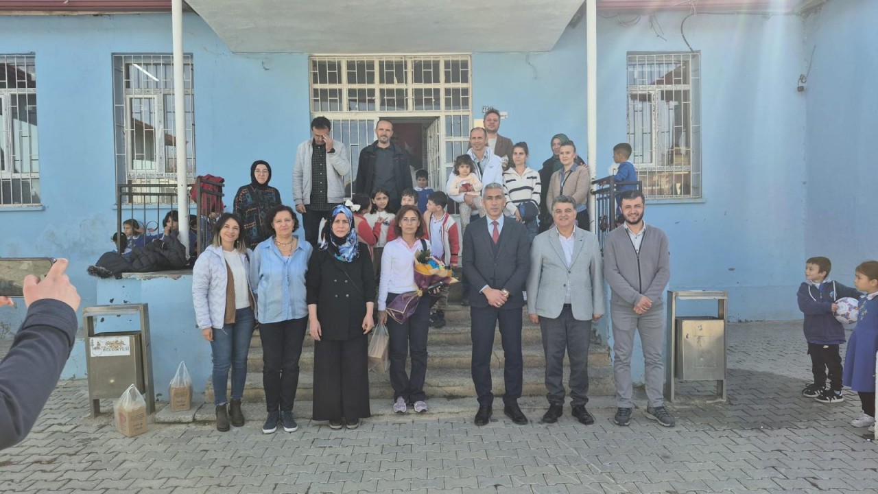 Konya'da İhsan Özkaşıkcı İlkokulu velilerinden örnek davranış