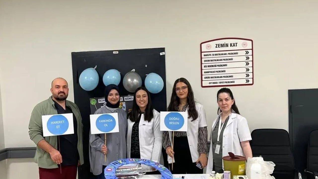 Kulu Bölge Devlet Hastanesinde diyabet günü farkındalık standı kuruldu