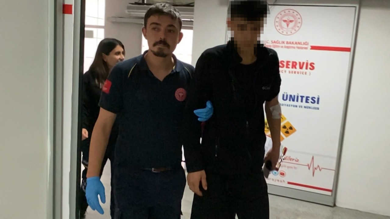 ‘Yan baktın’ diyen 4 çocuğun saldırdığı genç bıçaklandı