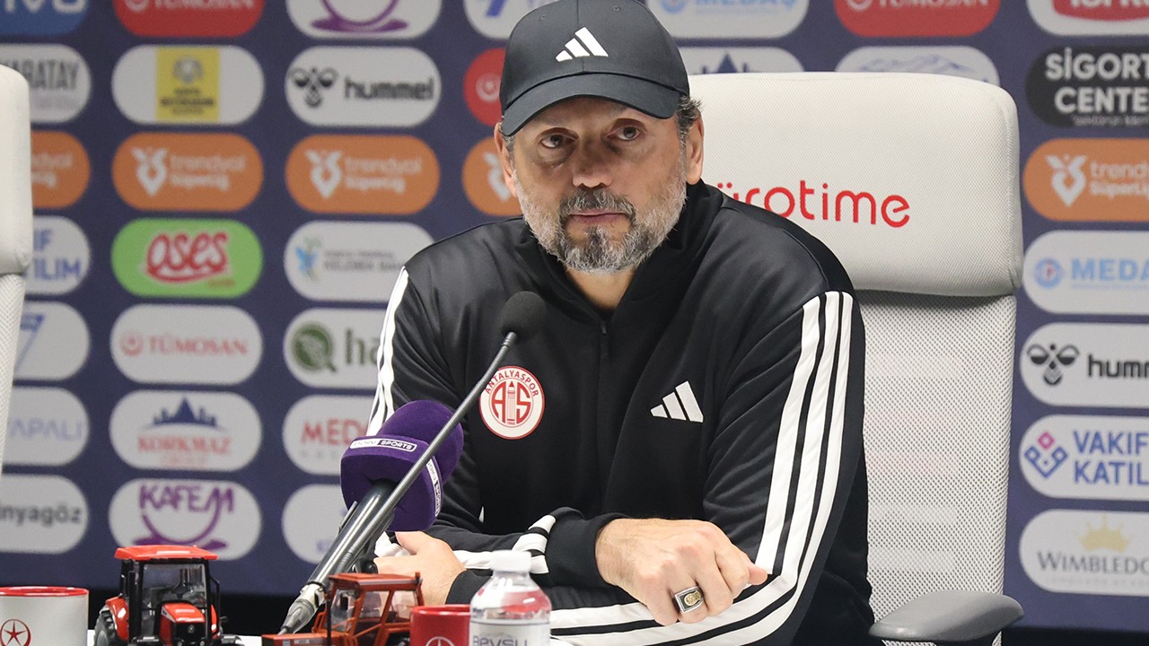 Konyaspor maçının ardından Antalyaspor Teknik Direktörü Erol Bulut: "Deplasmanda bir puan almak önemli"