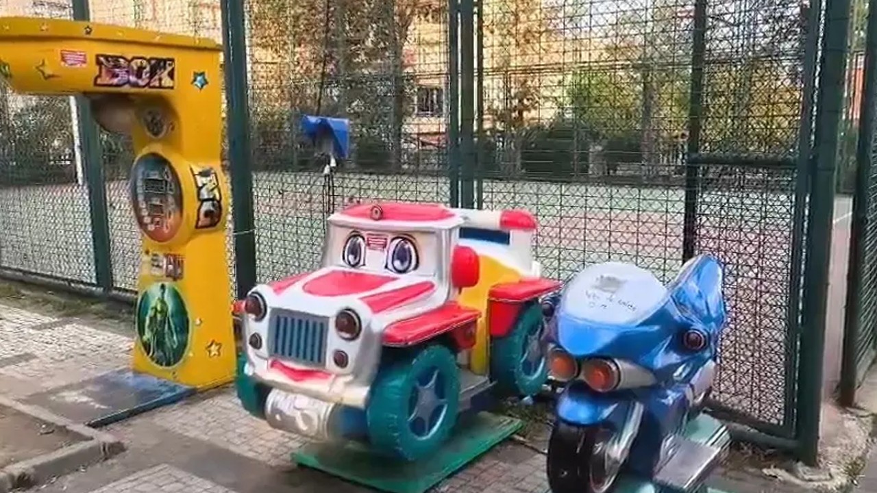 Parkta oynayan 5 çocuk elektrik akımına kapıldı