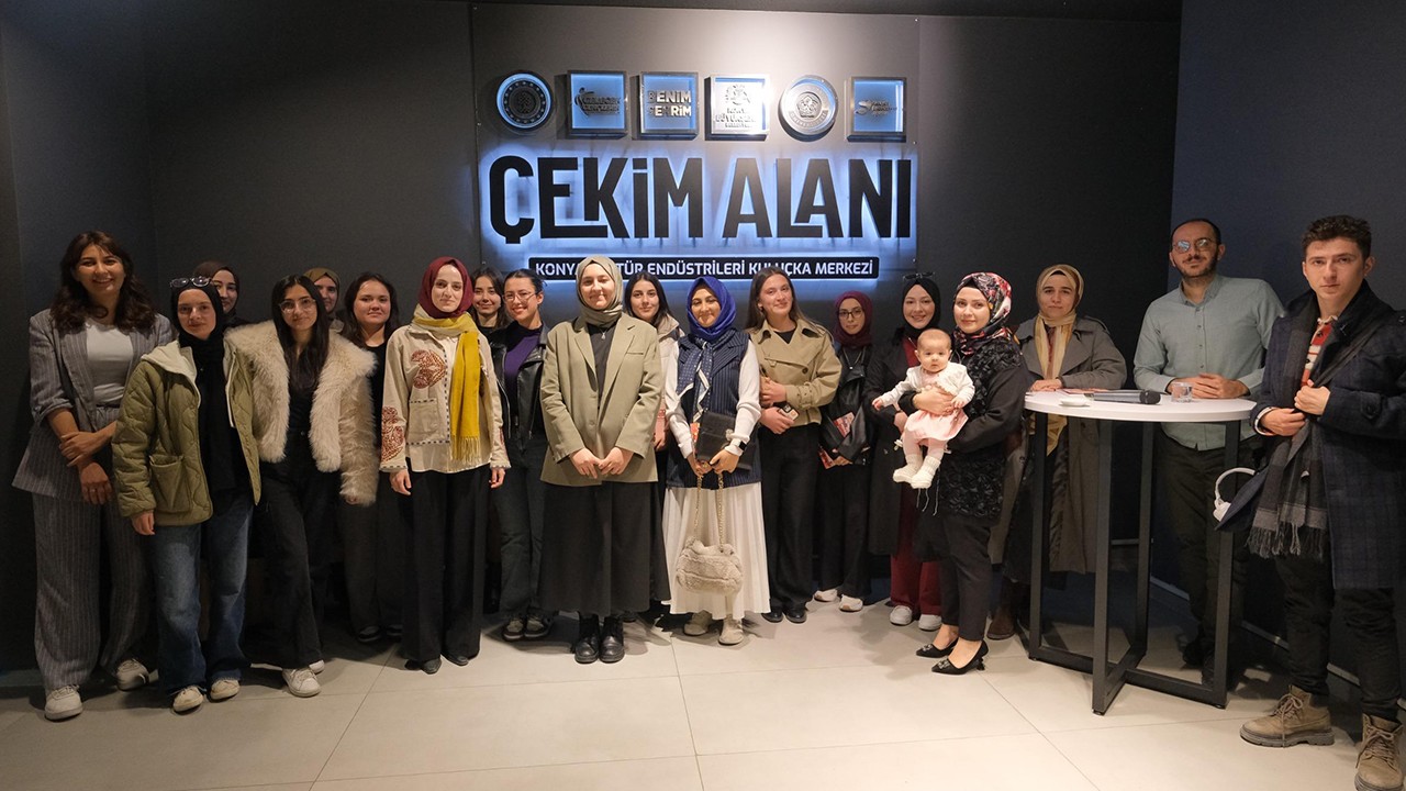 SİA’da “Mekân, Hafıza ve Kadınlar Pazarı” kitap galası gerçekleştirildi