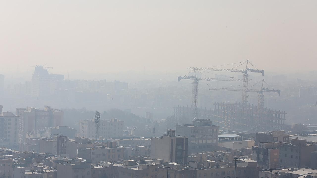İranlı yetkili: Tahran'da hava kirliliğinin yüzde 22'si motosiklet kaynaklı