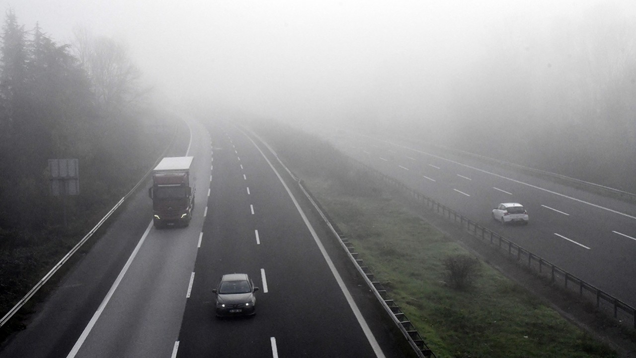 Sis görüş mesafesini düşürdü