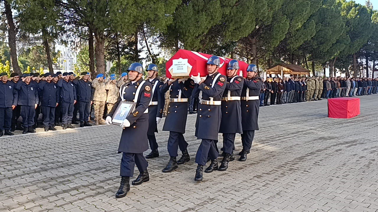 Trafik kazasında hayatını kaybeden uzman çavuş için tören düzenlendi