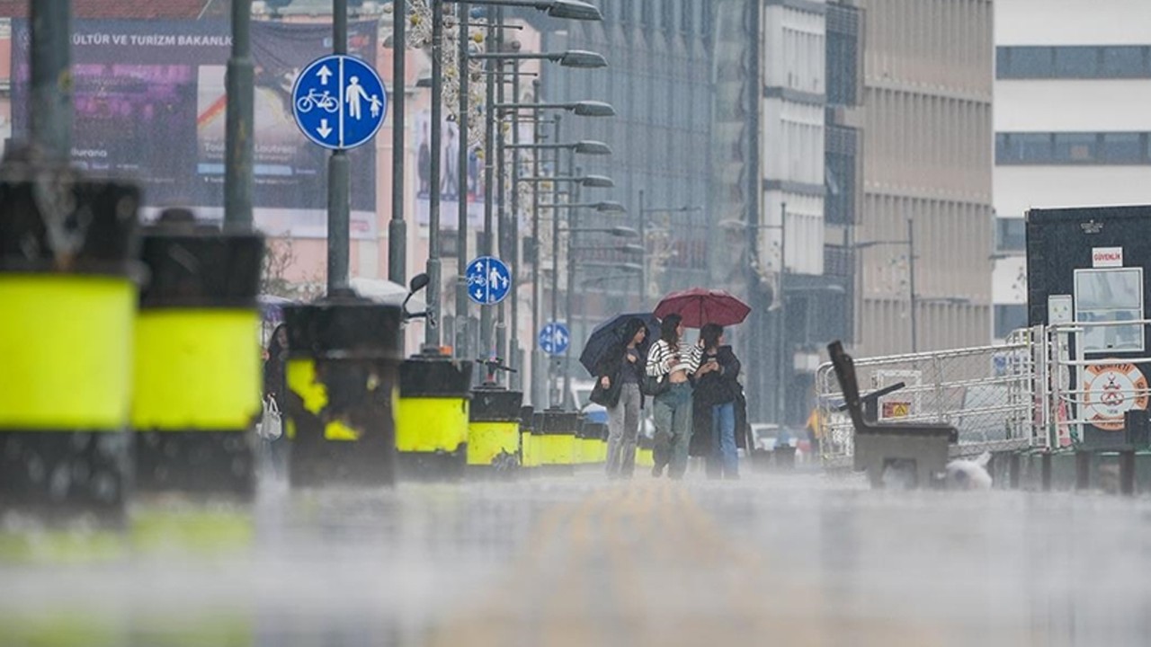 Yurdun batı kıyıları için kuvvetli yağış uyarısı