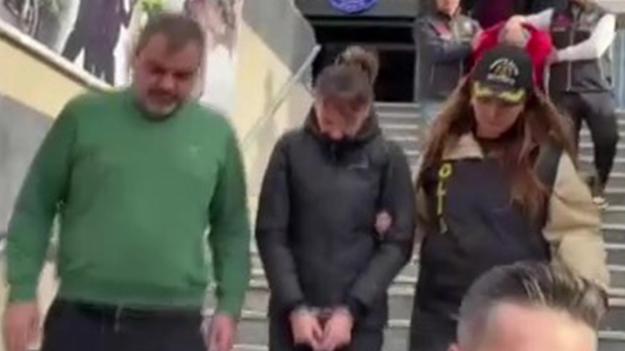 Kan donduran cinayet 19 yıl sonra aydınlatıldı: Eski kız öğrencisi tarafından öldürüldüğü ortaya çıktı