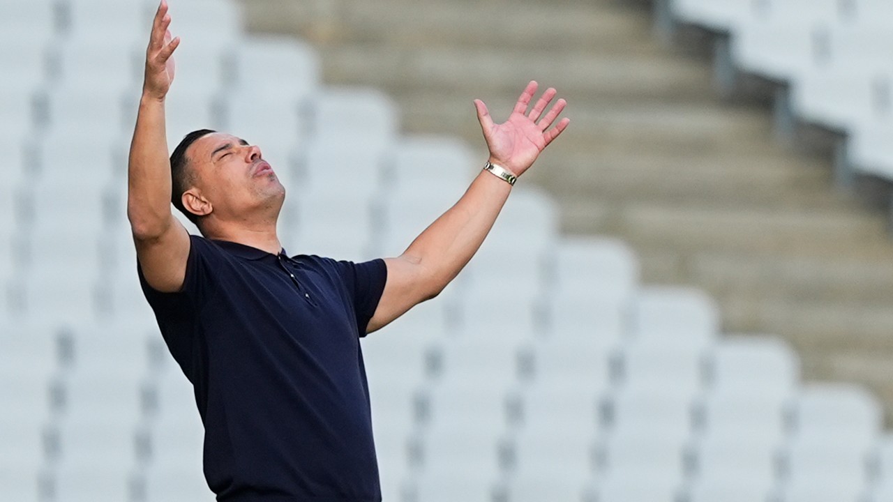 Konyaspor Teknik Direktörü Çağdaş Atan gol sevinci yaşayamadı