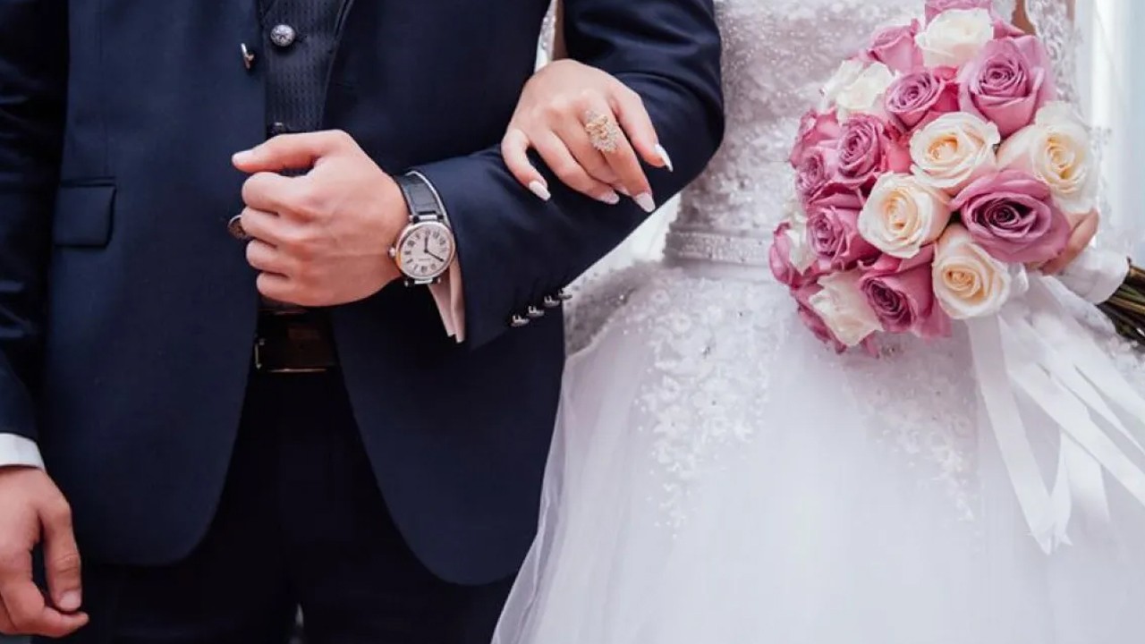 Yargıtay, sosyal medyada karşı cinsin fotoğrafını beğenmeyi boşanma sebebi saydı