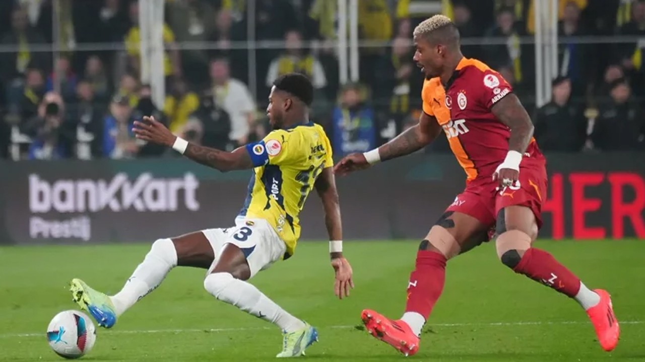 Fenerbahçe - Galatasaray derbisinin ilk 11'leri