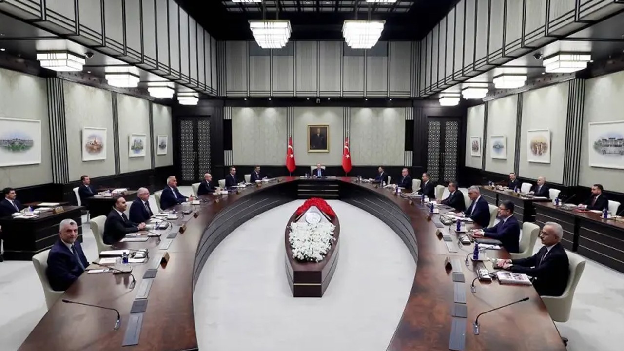 Kabine bugün toplanacak