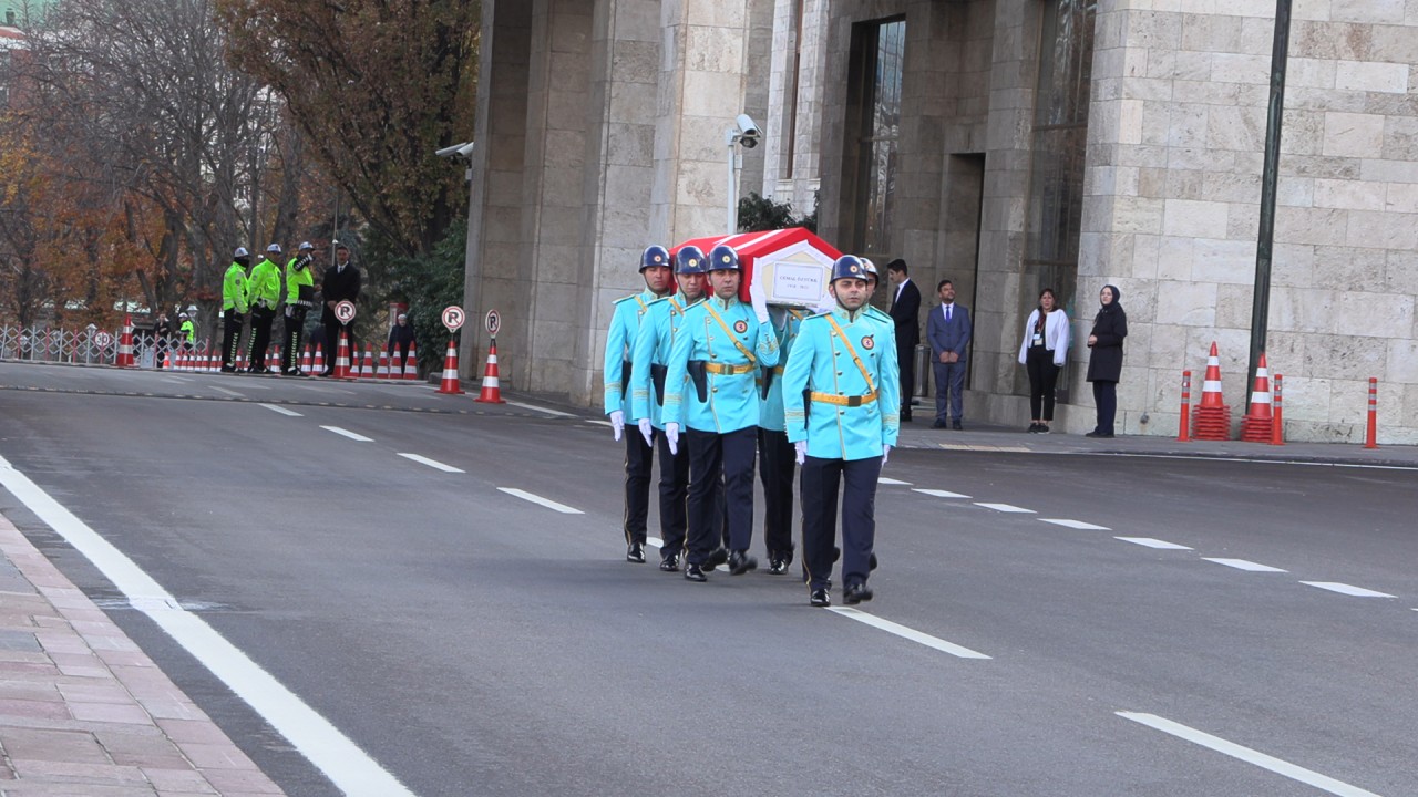 Vefat eden eski milletvekili için TBMM'de tören