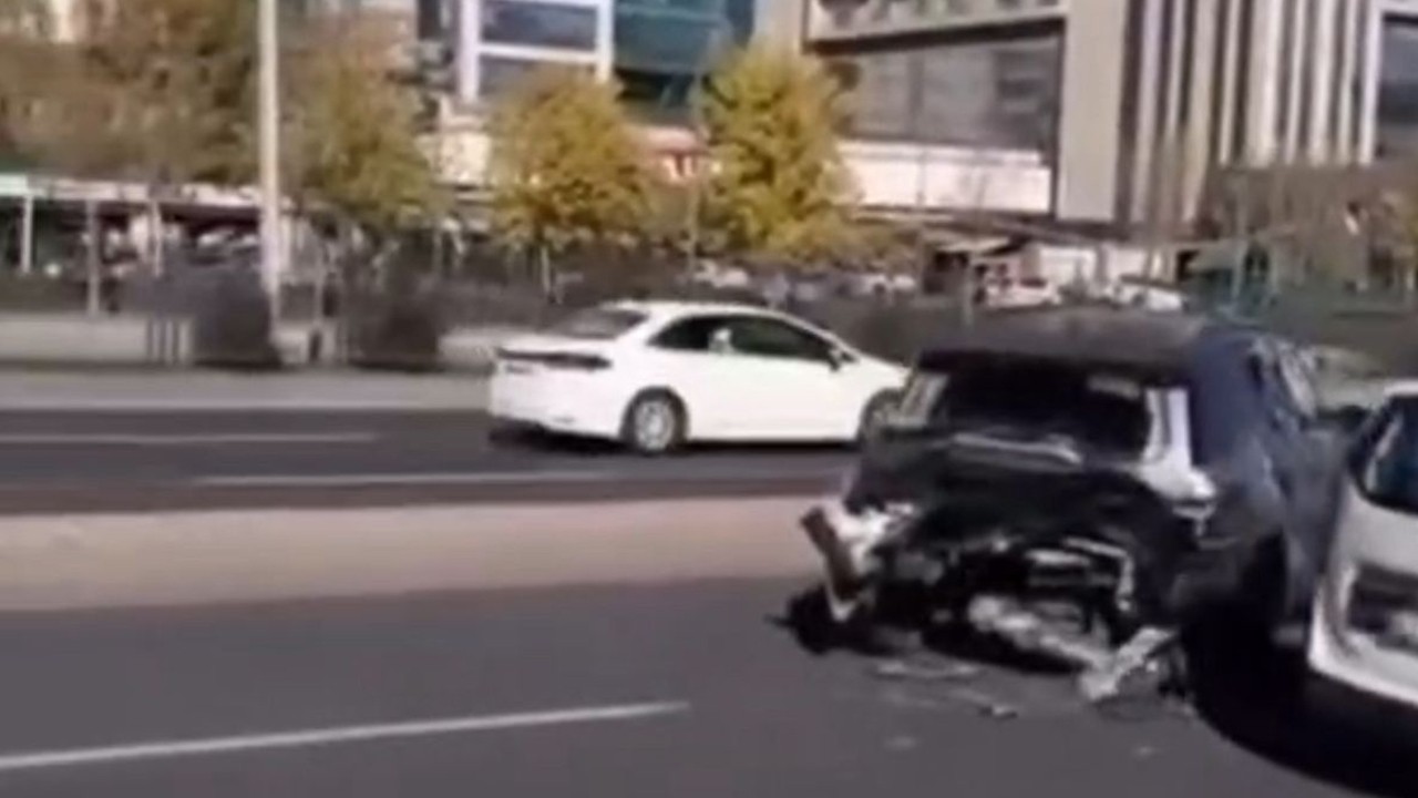 Aracıyla seyir halindeyken kalp krizi geçirip, öldü