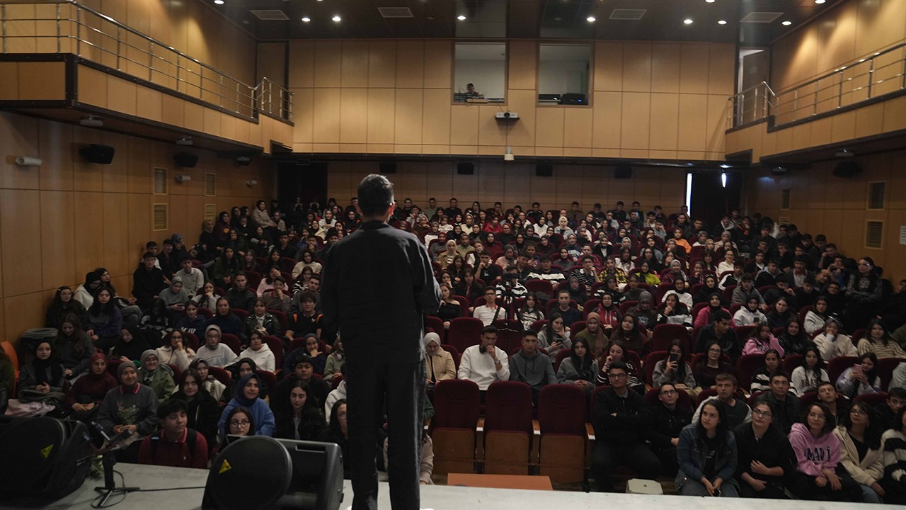Konya Büyükşehir'in şehir konferansları Aralık ayında da devam edecek