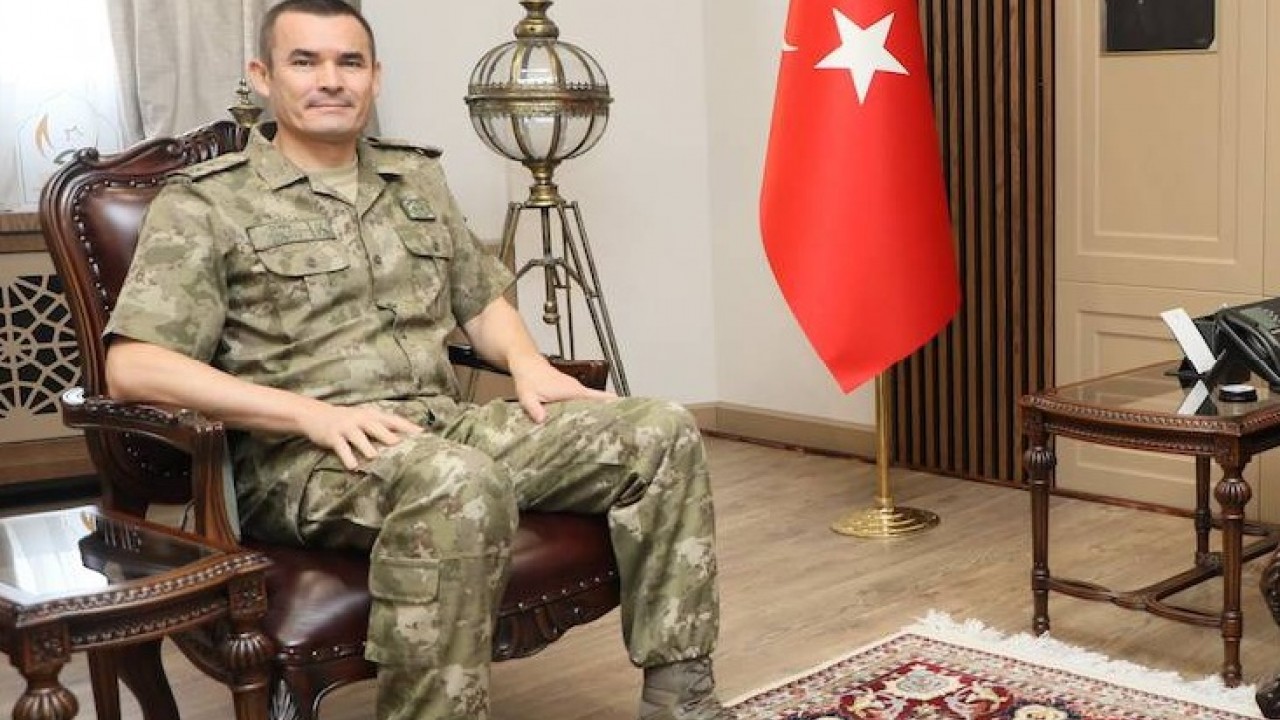 Makam aracıyla insan kaçakçılığı yapan eski tuğgeneralin cezası kesinleşti