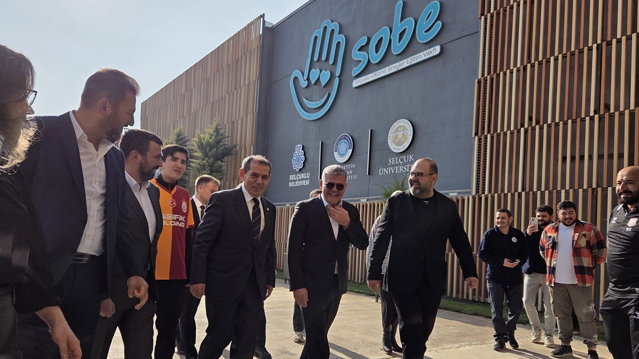 Galatasaray Başkanı Dursun Özbek’ten SOBE Vakfı’na anlamlı ziyaret