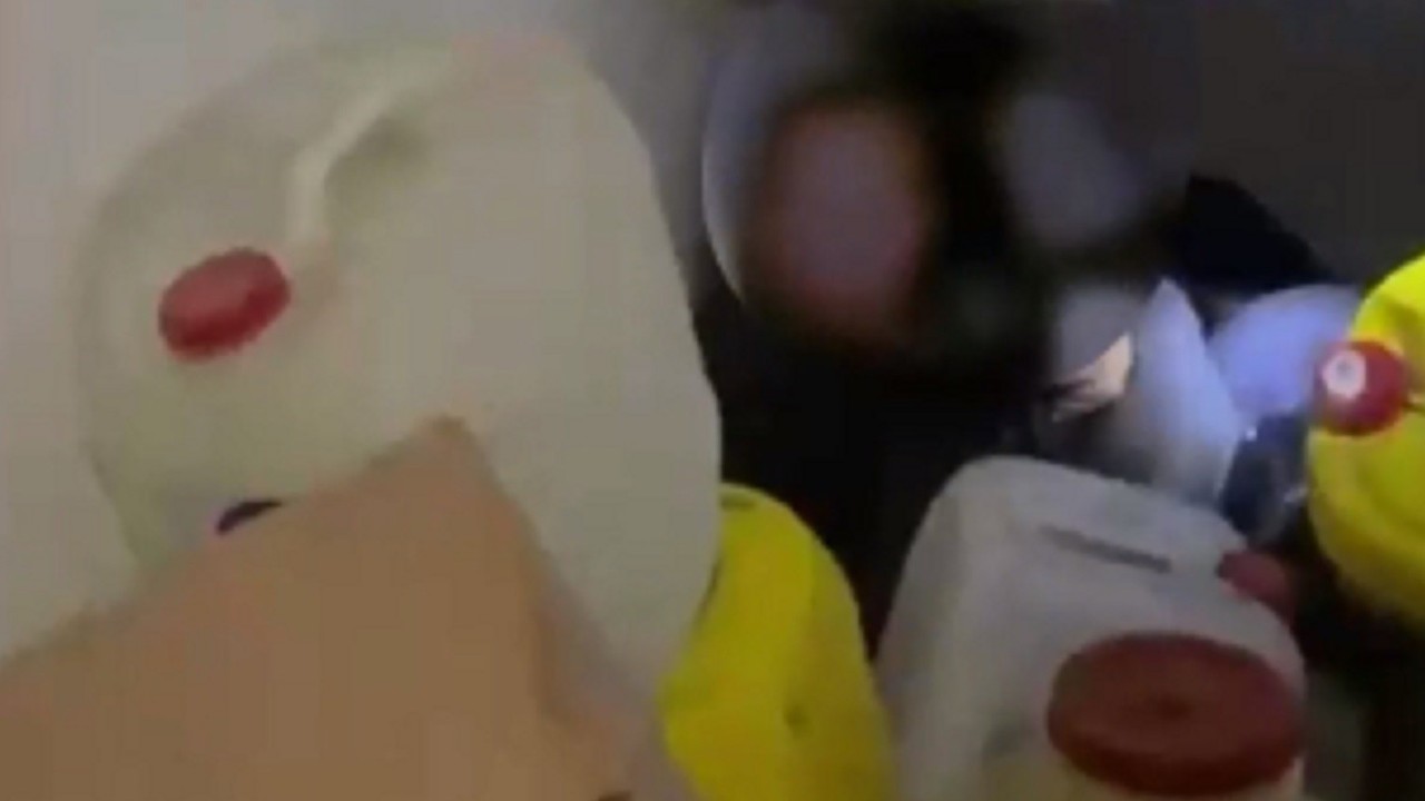 Fuhuşa sürüklenen 6 kadın, bidonla kapatılan gizli bölmeden çıktı