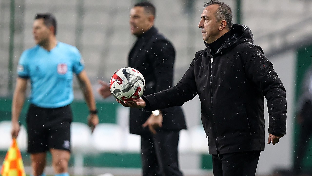 Rizespor Teknik Direktörü Recep Uçar: Güzel sinyaller aldık