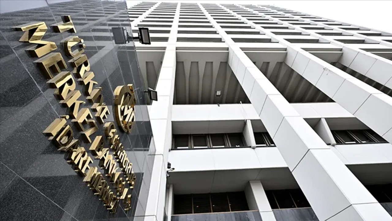 Ekonomistlerin Beklentisi: TCMB'nin politika faizini yüzde 38'e indirmesi