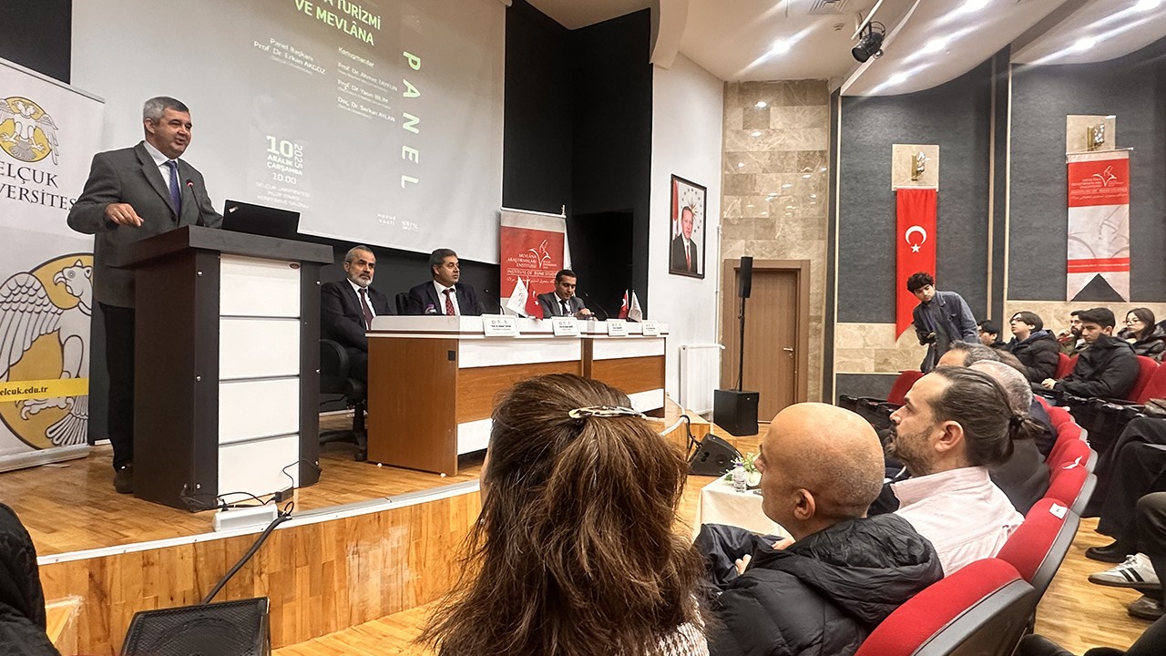 Selçuk Üniversitesi'nde Konya Turizmi ve Mevlana Paneli düzenlendi