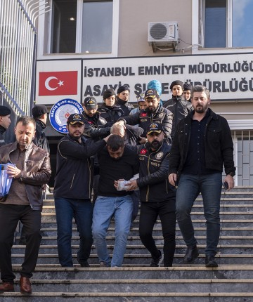 İstanbul'da 1 polisimizin şehit düştüğü olaya ilişkin 5 kişi adliyede