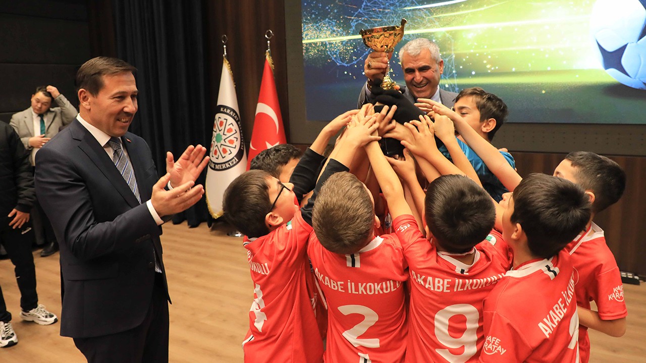 Karatay'da ilkokullar arası dostluk ve kardeşlik turnuvası sona erdi