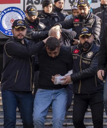 Polisimizin şehit edilmesiyle ilgili 5 şüpheli tutuklandı