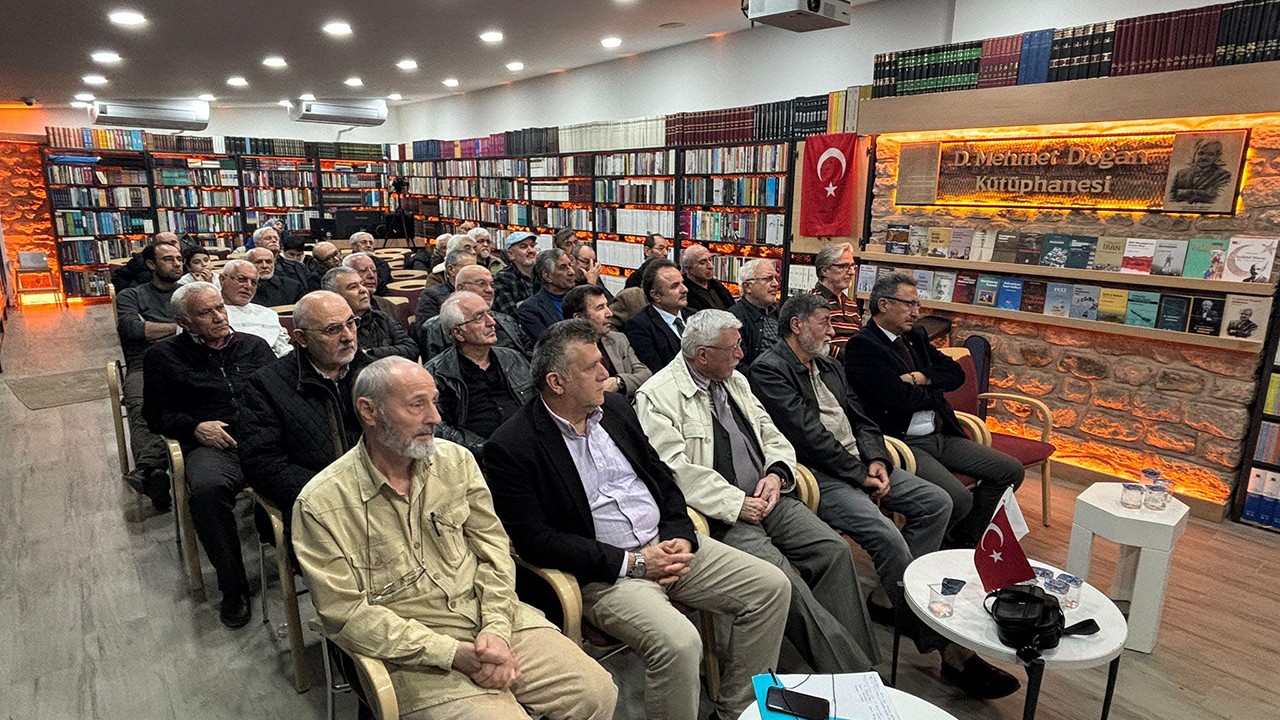 TYB Konya’da “Konyalı Onlar” serisinde “Hocaların Hocası” Arif Etik yad edildi