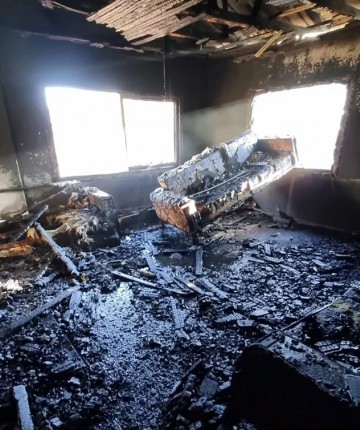 Yangında evi küle dönen yaşlı kadının cenazesine ulaşıldı