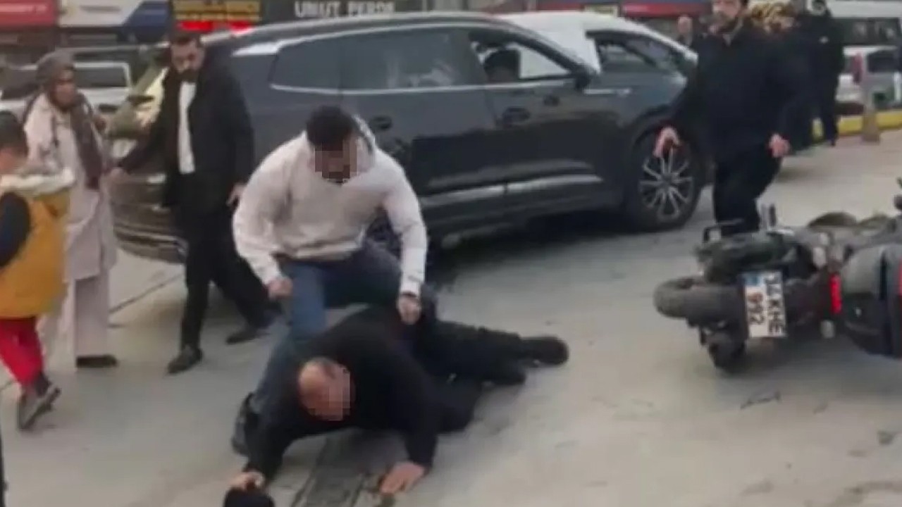 Tartıştığı sürücüyü öldüresiye darbetti