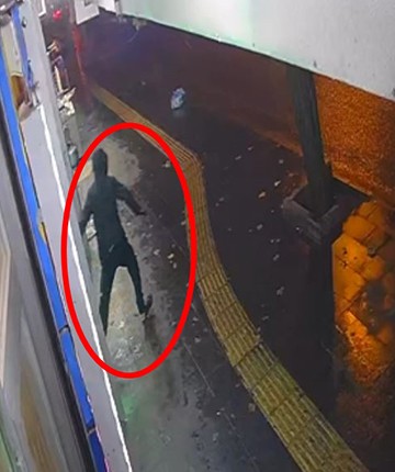 Markete patlayıcı madde atan 2 şüpheli tutuklandı